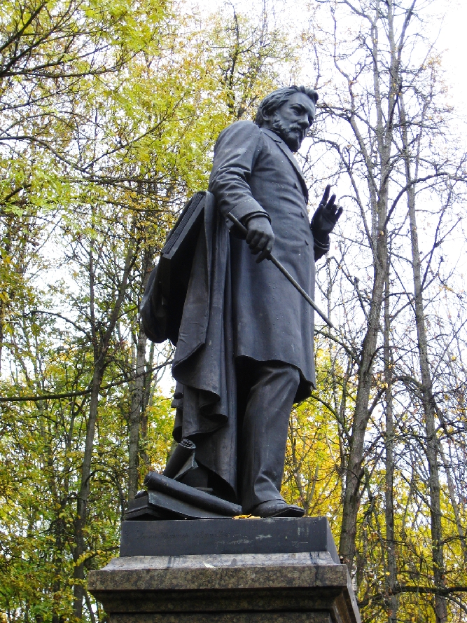 «Памятник композитору Глинке»