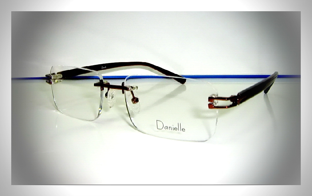 «Danielle. Цена 3400 руб.»
