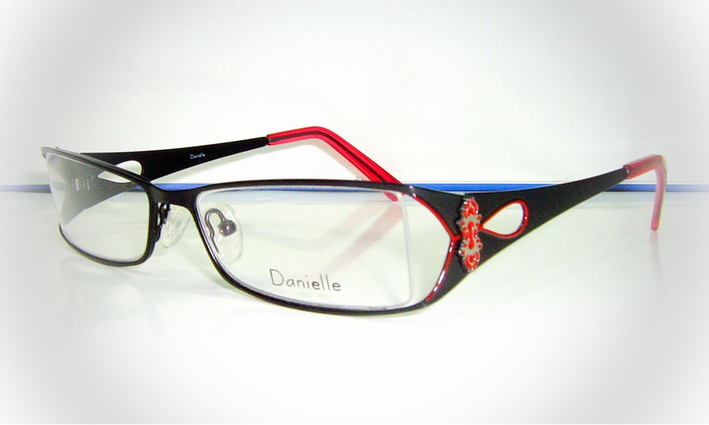 «Danielle. Цена 2820 руб.»