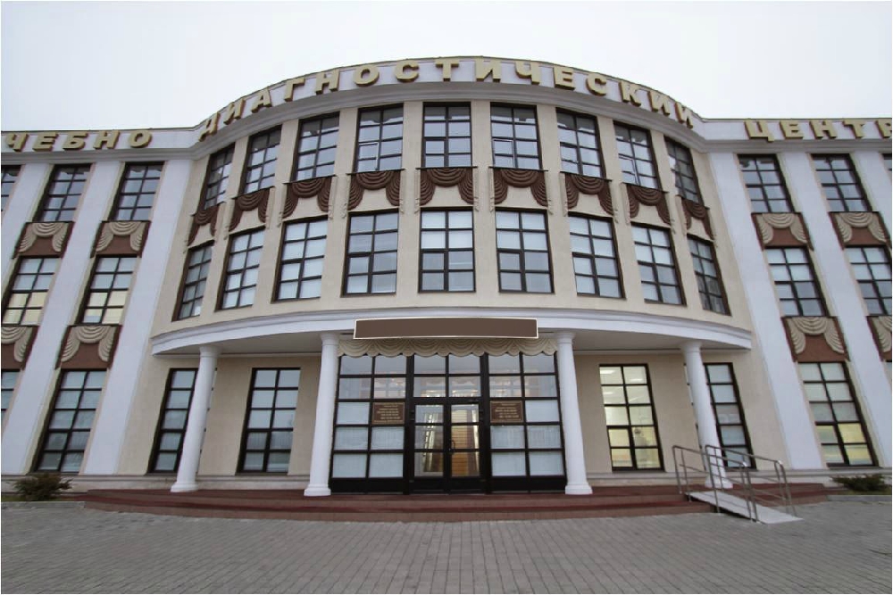 «Без названия»