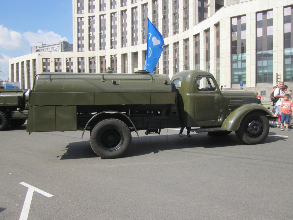 «Без названия»