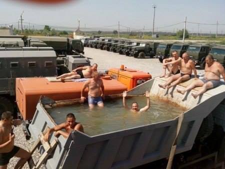 «Без названия»