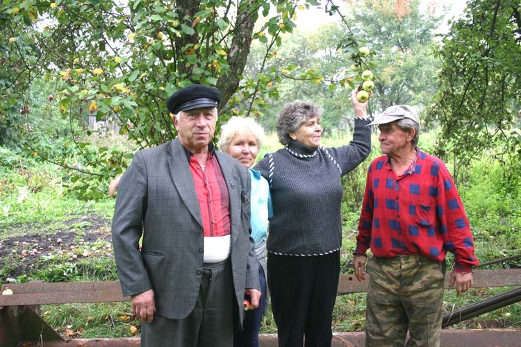 «ЯКУБЧИКИ И ИХ РОДСТВЕННИКИ!»