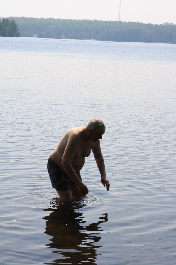 «УХ, И ПРОХЛАДНА ВОДИЧКА!»